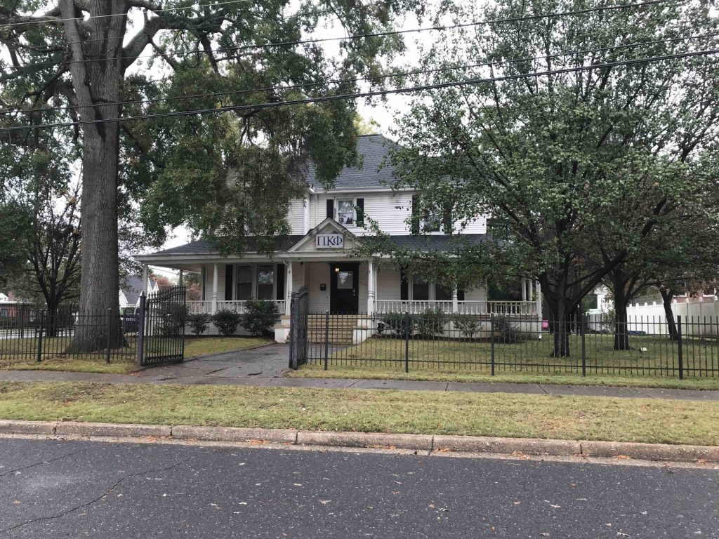 Epsilon Eta (Winthrop) Chapter House